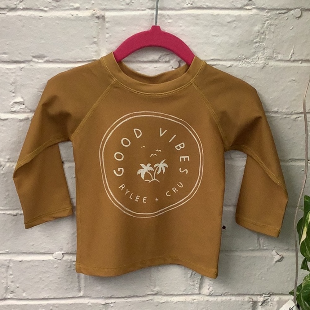Rylee + Cru top/6-12 months. NWT